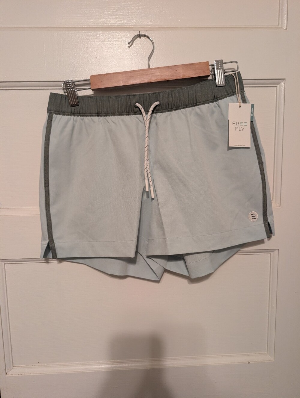 Nwt Free Fly Shorts Women's Athletic Surf Spray Upf 40 Beach S Swim Outdoor